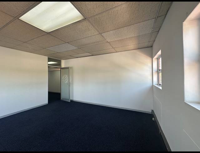 29M² OFFICE TO LET IN CENTURION CENTRAL